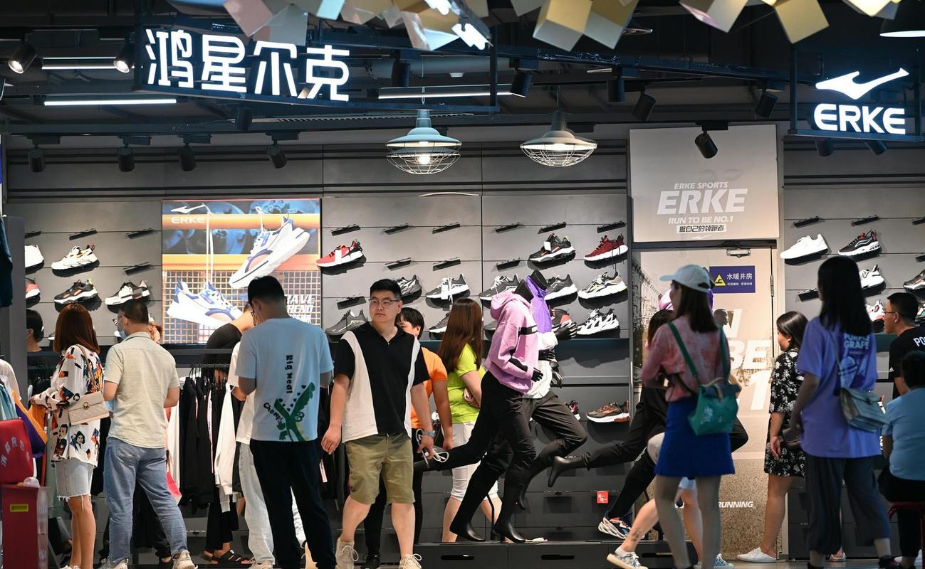 全球运动鞋品牌排行榜前十名图片,全球前10名运动鞋品牌