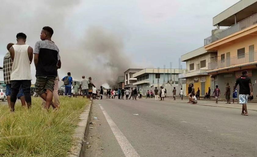 12月24日，中国将派顾问助所国平乱；佩洛西拟解说美国靓丽风景线
