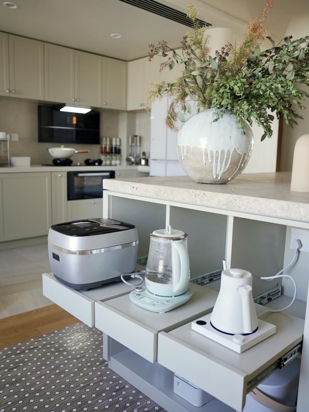 北京夫妻花光积蓄把225㎡改成一居:不要孩子、折腾房子,好任性