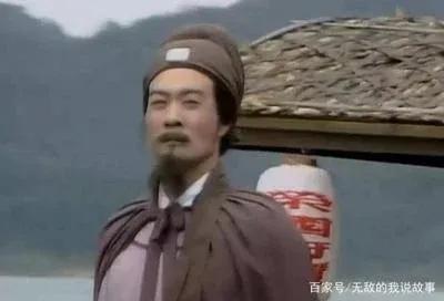 贾雨村竟让情人成为正室夫人，那首情诗写的也是麻酥酥的。