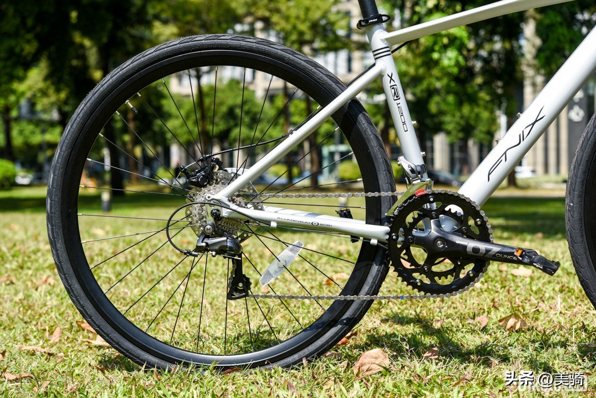 19款三阳火凤凰fnx150评测,19款三阳火凤凰fnx150测评