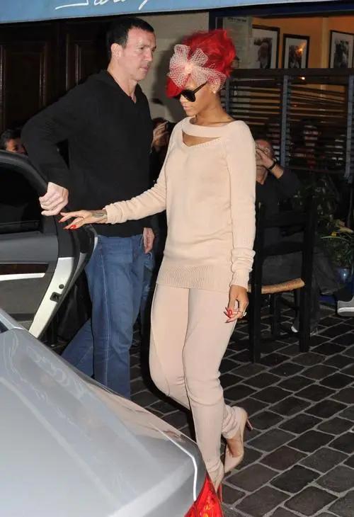 蕾哈娜资本,蕾哈娜成名之路