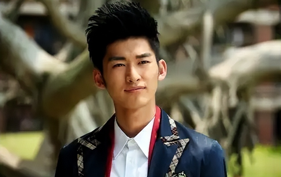 看完张翰做过的事，才知道他取代黄晓明，成为“油王”是众望所归