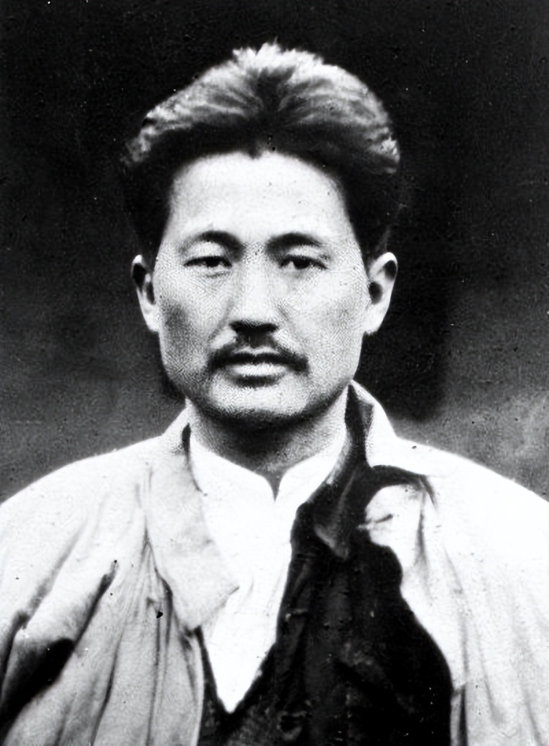 黄维被释放后的生活,黄维出狱后晚年的生活过得如何