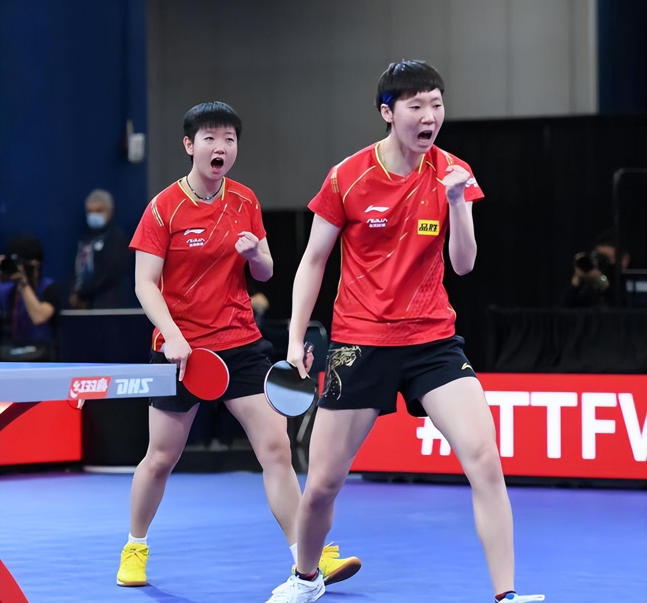 孙颖莎教练邱贻可评价孙颖莎,邱贻可孙颖莎初次见面