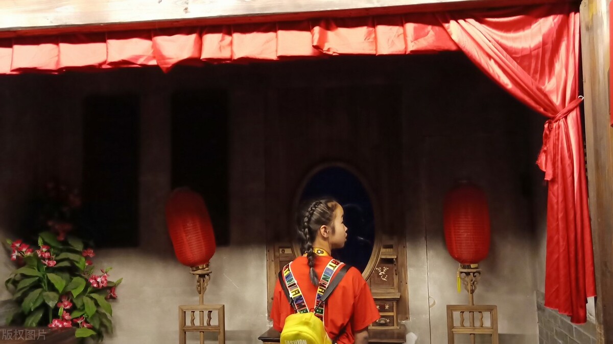 人的运势是阶段性的十年一大运,人生大运的四大忌