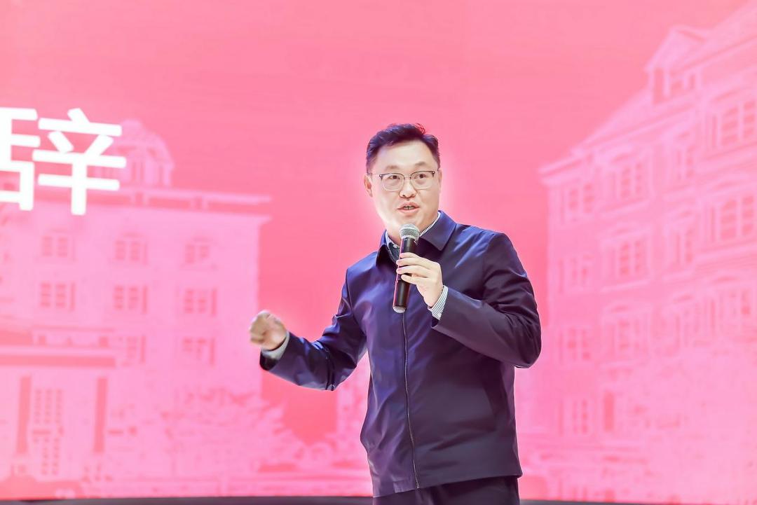 发生矛盾后，是坦率还是隐忍？新川外国语首届辩论赛，给出了答案