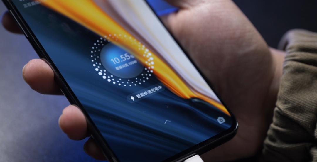 「实验室」全新评测，8款手机专业游戏测试对比，ROG杀疯了