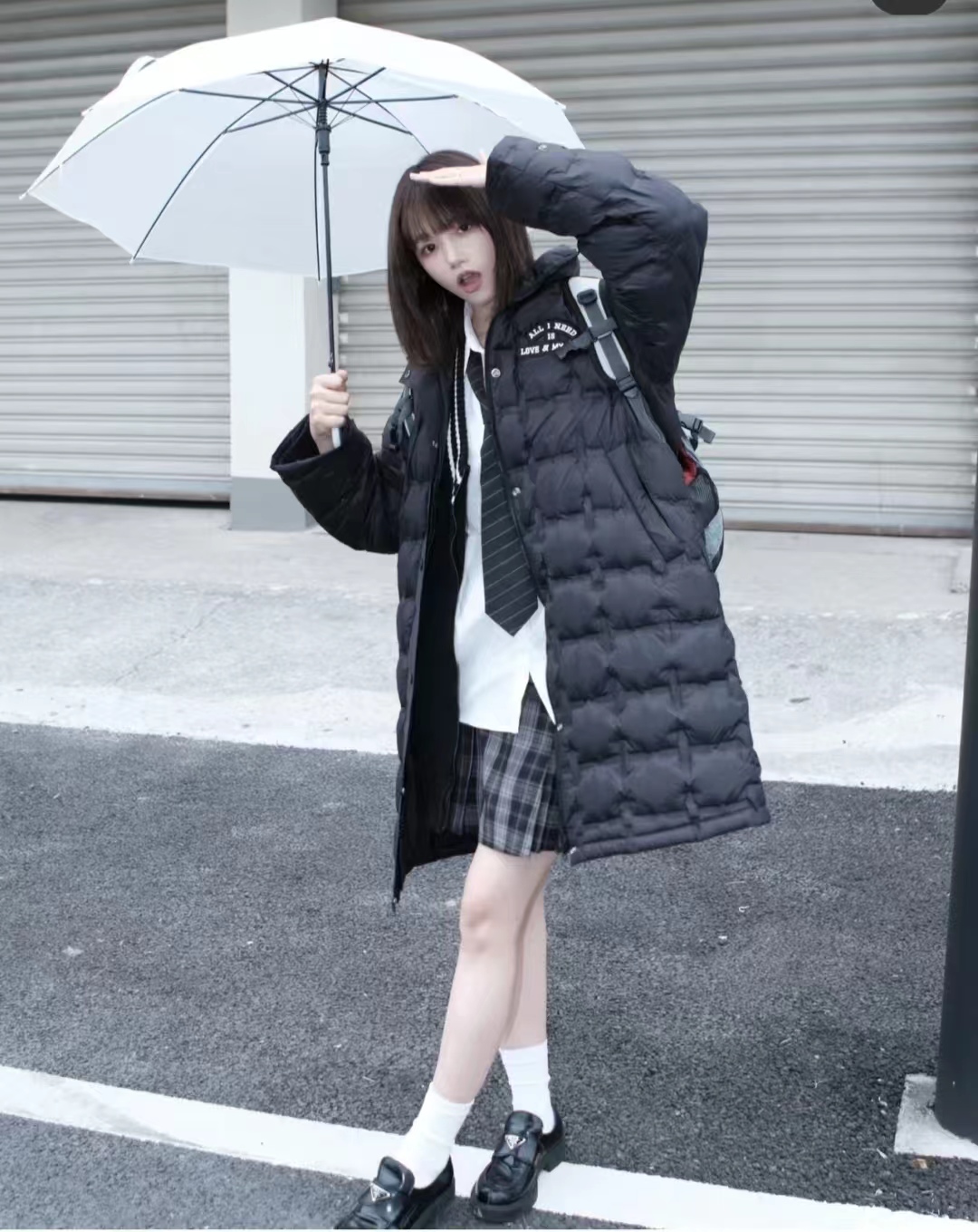 羽绒服搭配什么衣服保暖又好看,羽绒服的穿搭秘籍有哪些