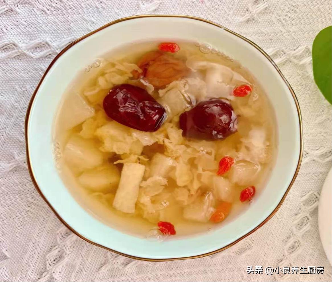 秋冬季天气干燥牢记这款汤,冬天喝什么汤好降火润肺止咳