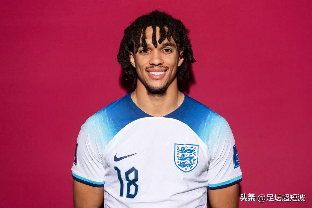 世界现役前十后卫,英超英格兰十大右卫