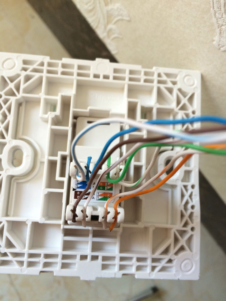 家里网线是怎么走线的,网线断了怎么接传输最好