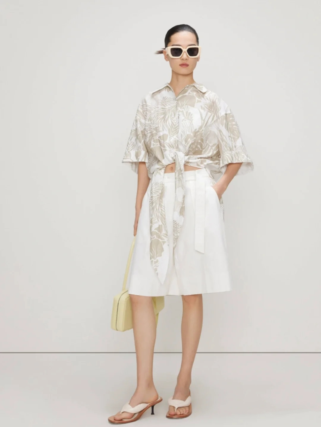 研究完夏天的短裤，我发现：“白色爸爸裤”才是今年的C位