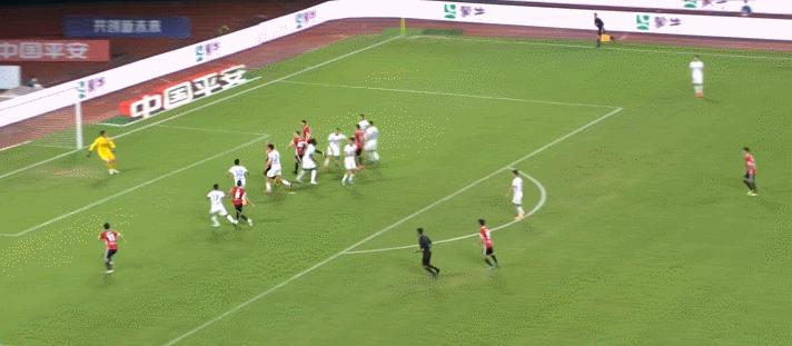 成都蓉城队杨一鸣最新动态,杨一鸣成都蓉城失误集锦