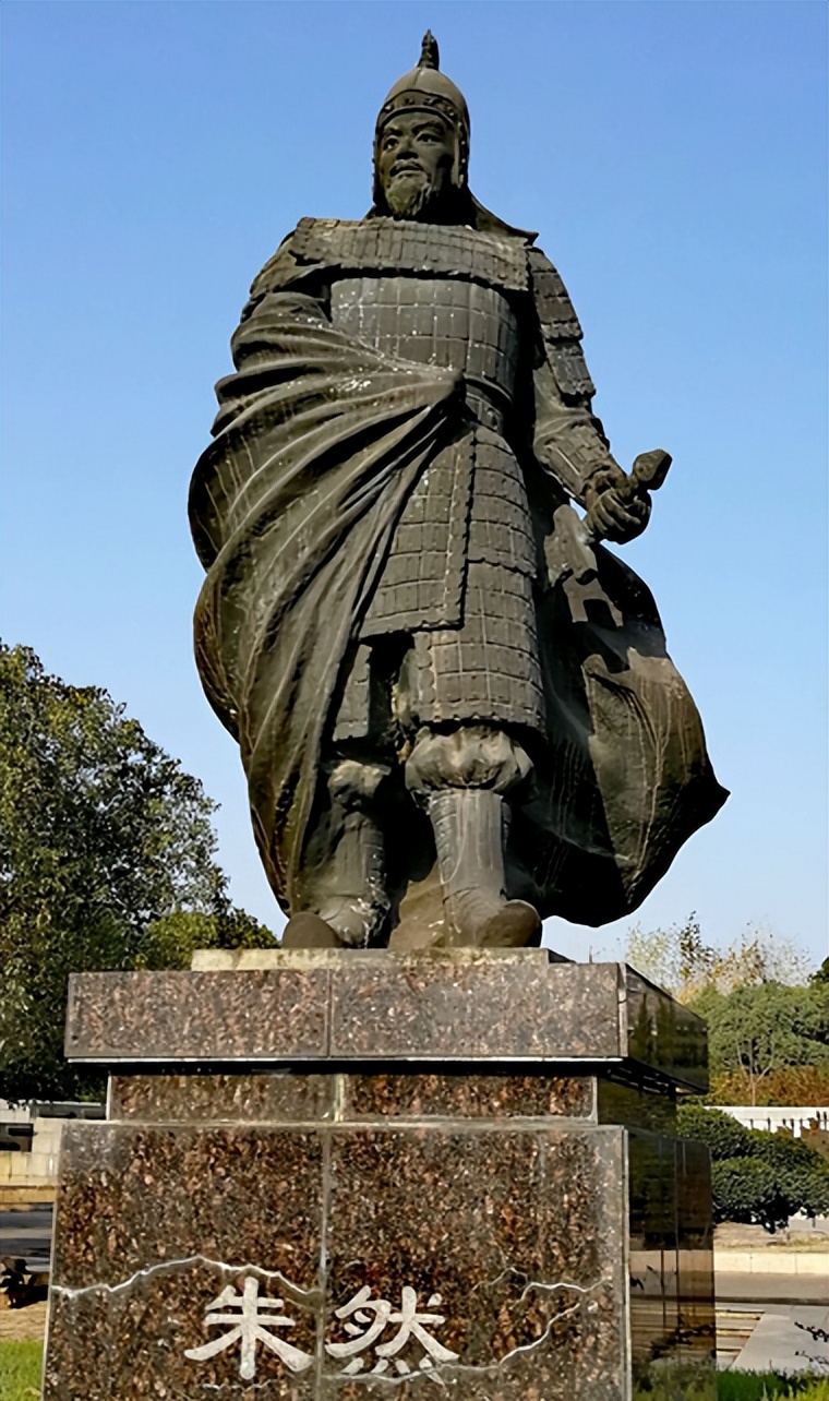 三国名将在墓里出土文物,哪位三国名将的墓中发现了木屐