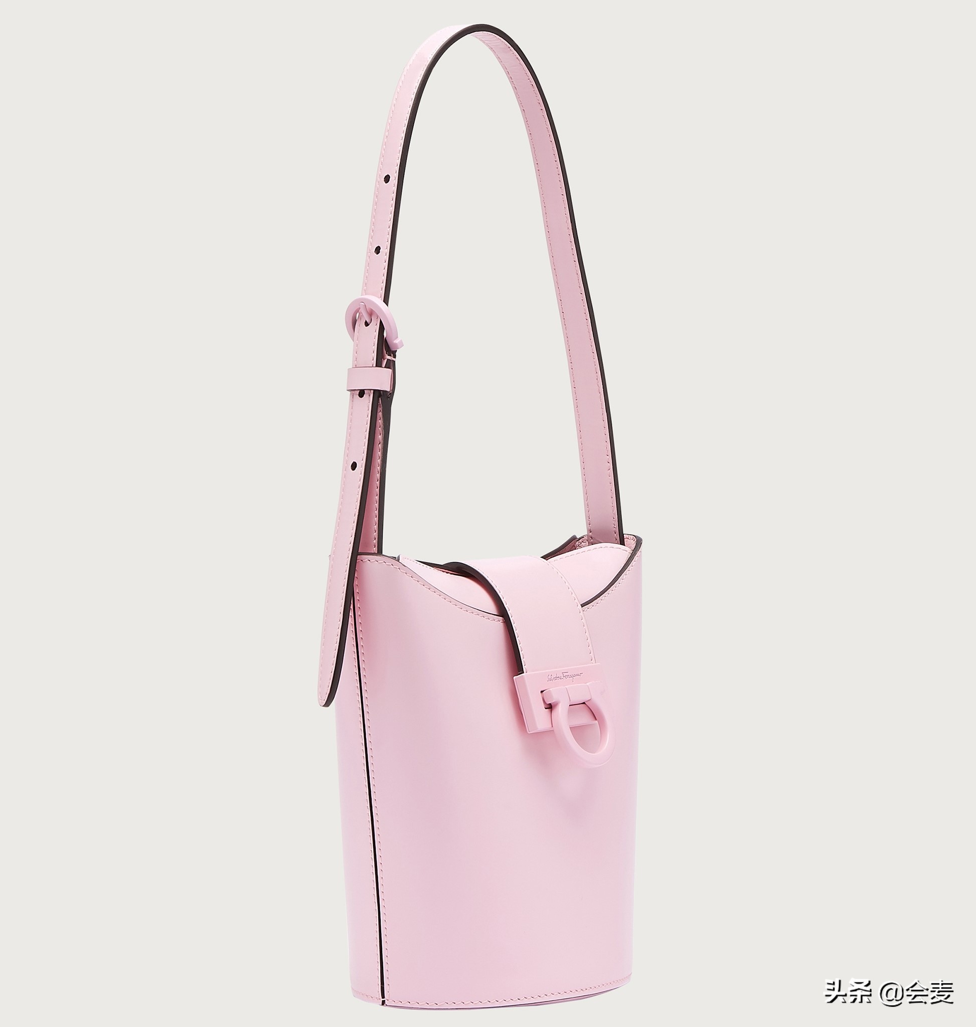 菲拉格慕ferragamo原版包,ferragamo菲拉格慕男包