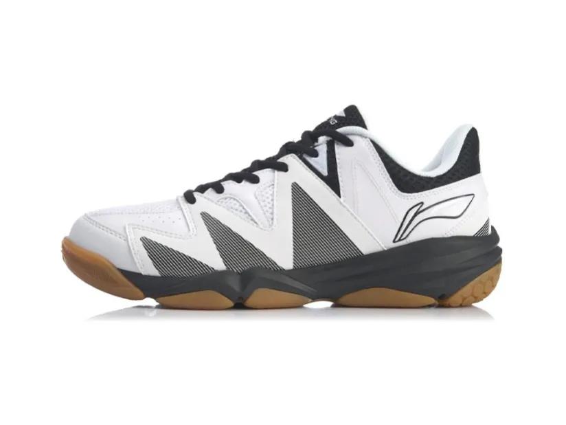 性价比高的羽毛球鞋推荐,性能和颜值并存的羽毛球鞋