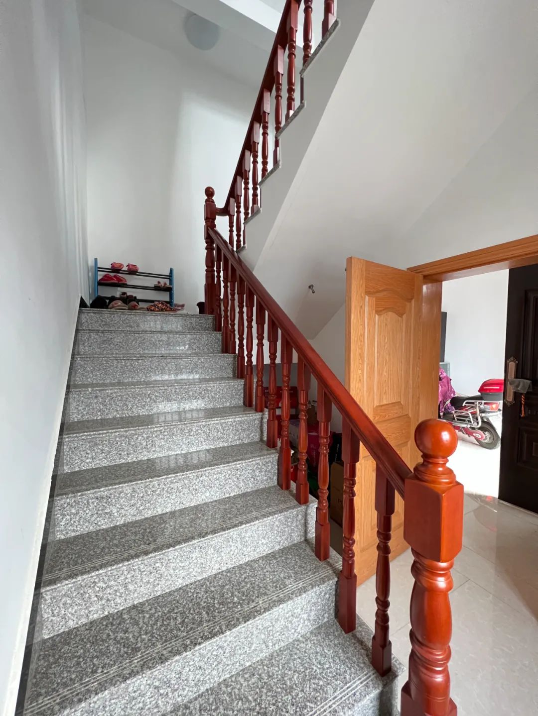 精装修交房后定制家具技巧,精装房交房家具