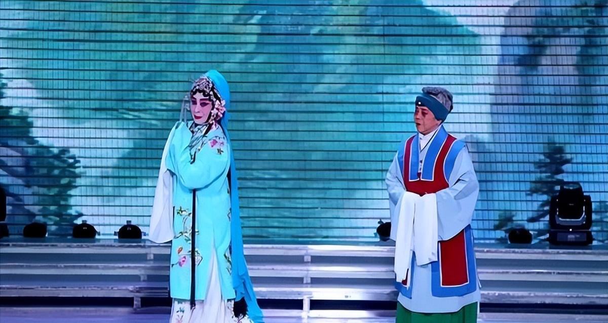 史丹妮：演奏中的旋律与音调，托腔保调琵琶的要点