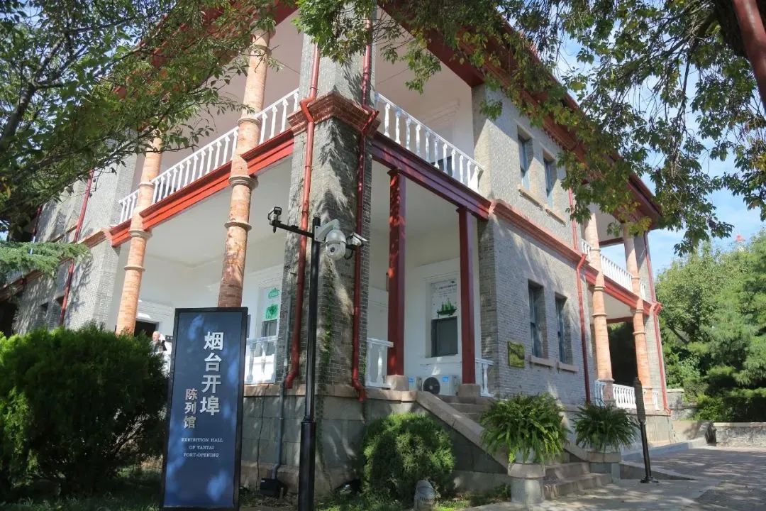 美！青山绿水间，留下一抹齐鲁红！