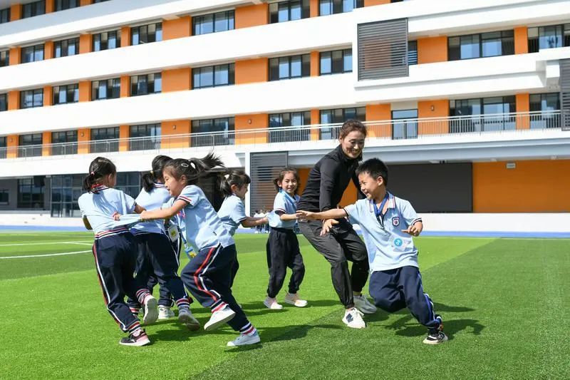 江苏省人大政府工作报告全文,政府工作报告2023权威解读