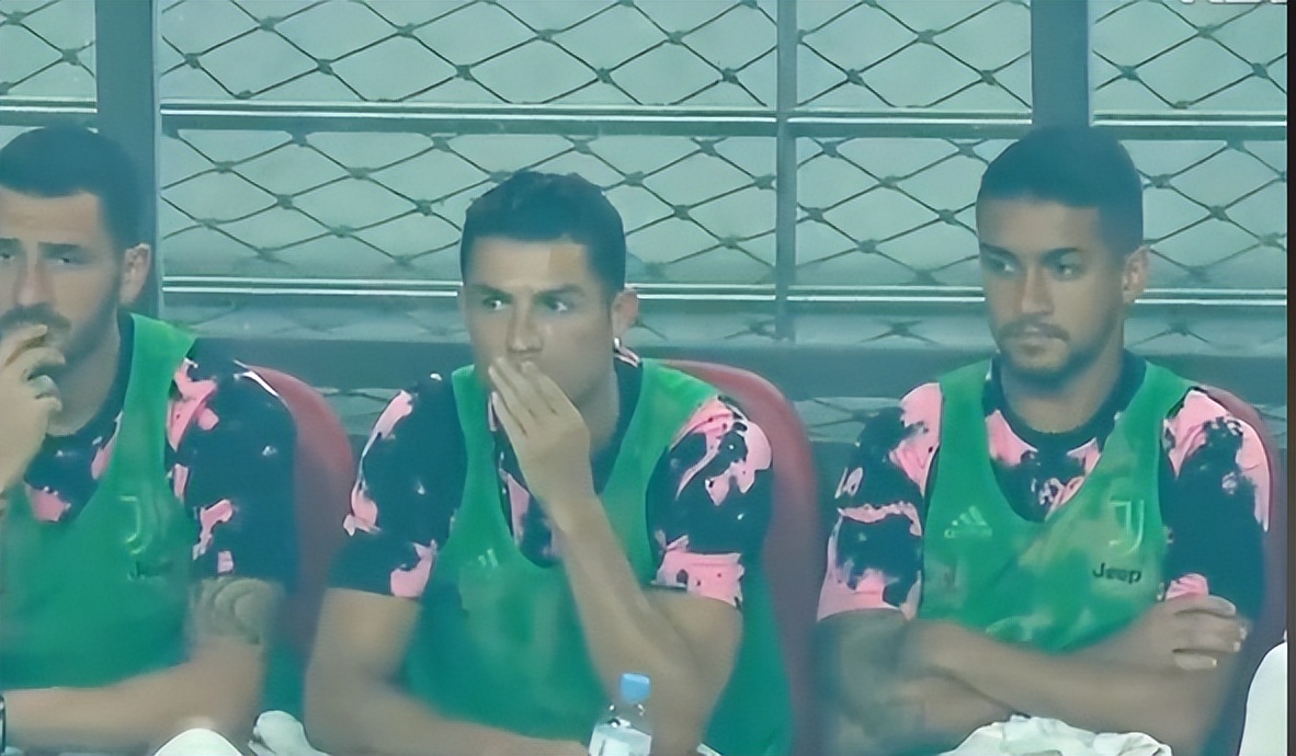 葡萄牙韩国黑哨全过程,2002年世界杯韩国黑哨对葡萄牙