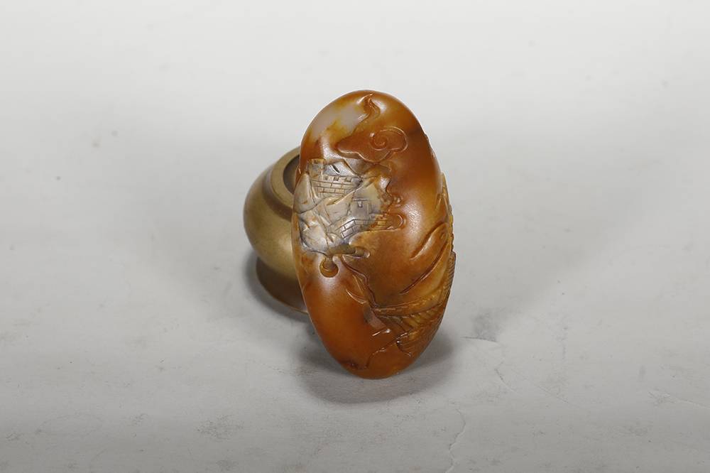 苏然玉雕的作品值得收藏么,王平和苏然哪个玉雕大师名气更大