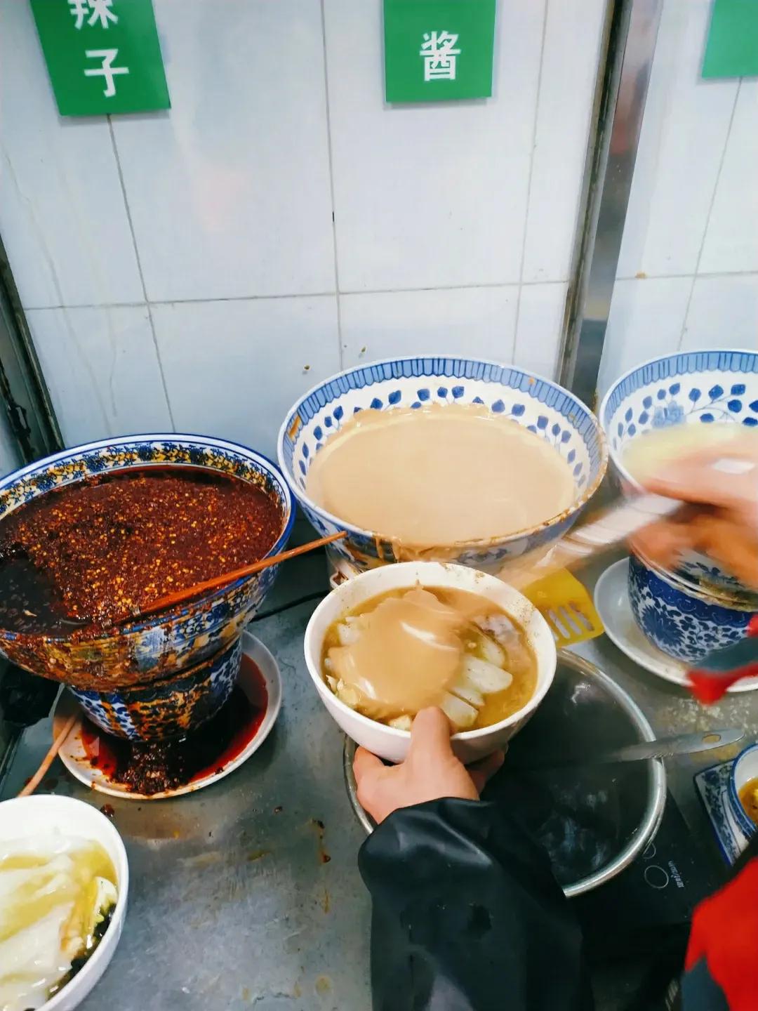 去西安必点的六道菜,去西安必吃的黑暗料理