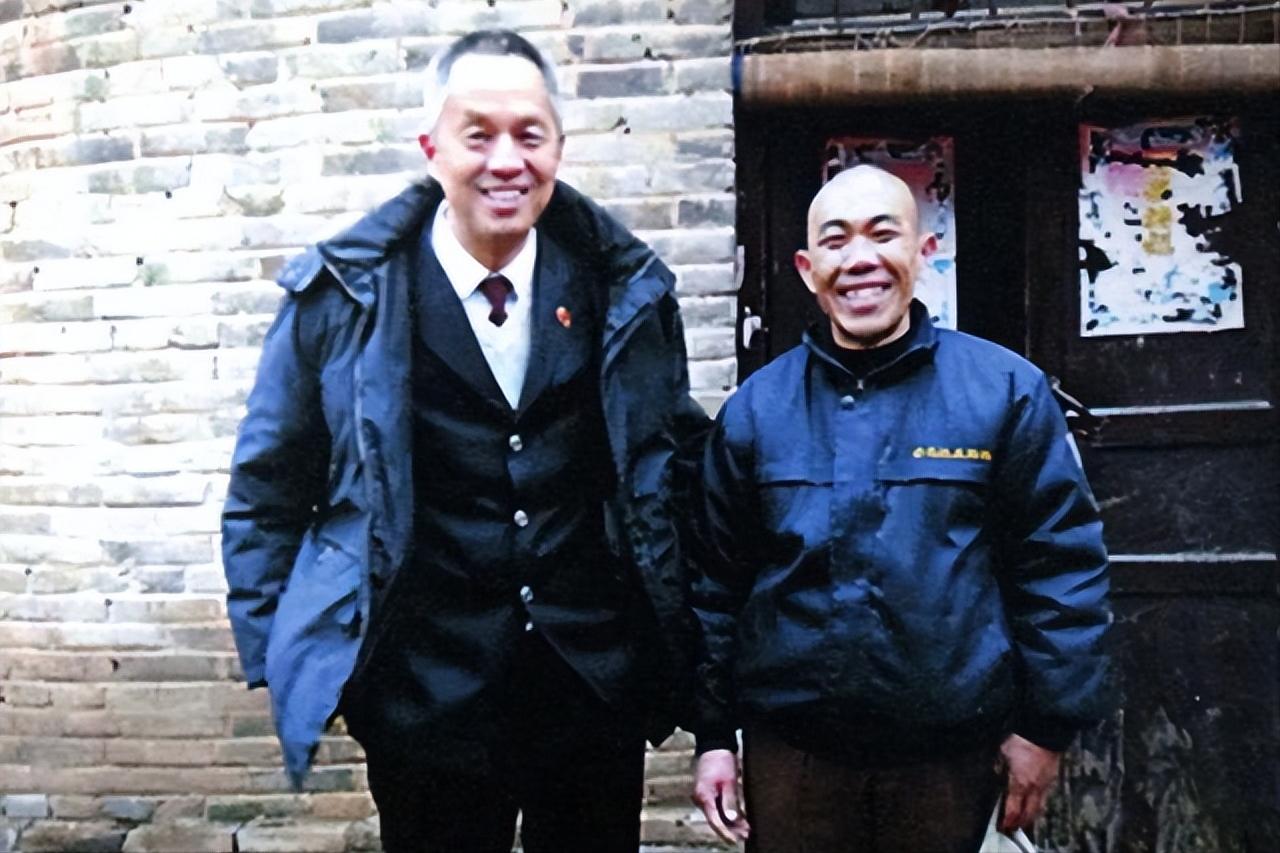 河南民工买绿马甲,买绿马甲被判十三年