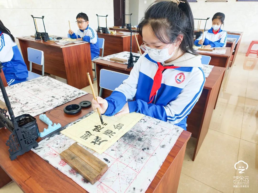 莫旗尼尔基第四小学招生条件,莫旗尼尔基第四小学