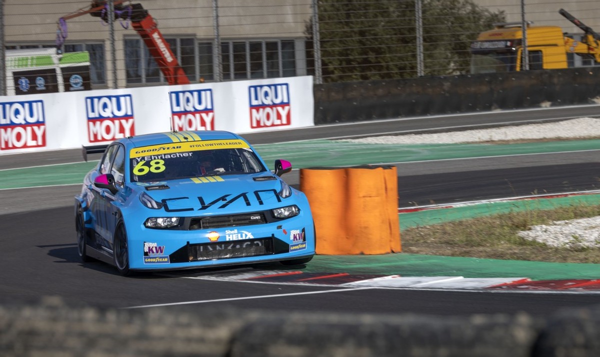 飞驰的荷尔蒙，2022WTCR来了，青年节中国领克车队出征