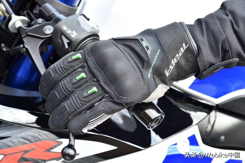 非常实惠又好用的一款手套,热销冬季款手套