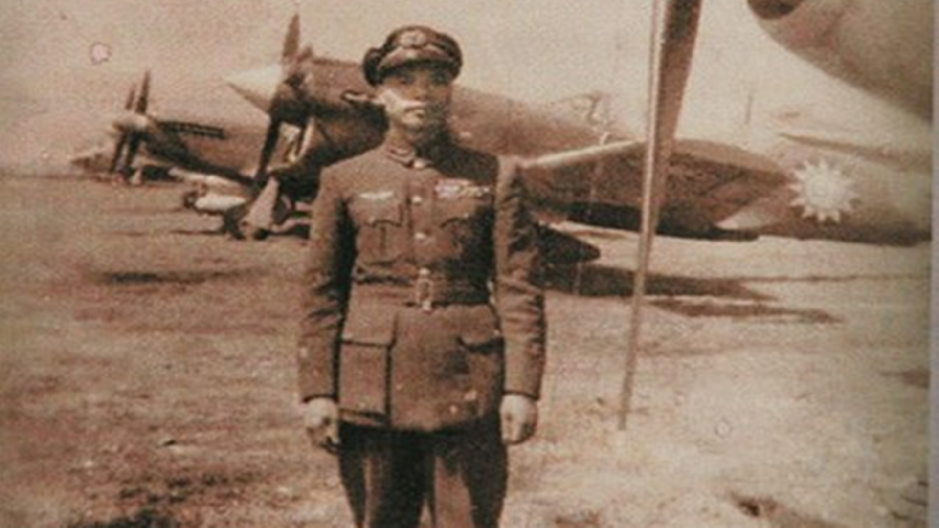 浙江一老人出狱后蹬三轮,老人蹬三轮出狱