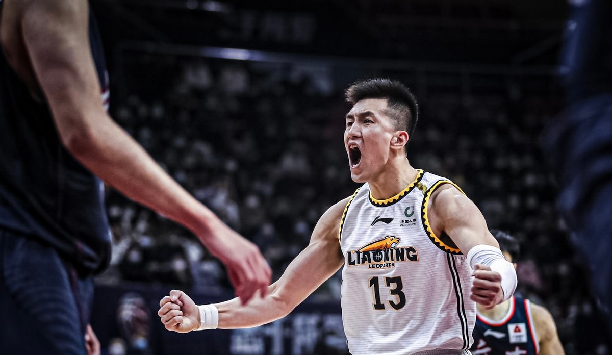 篮球痴汉,郭艾伦痴迷南斯拉夫步