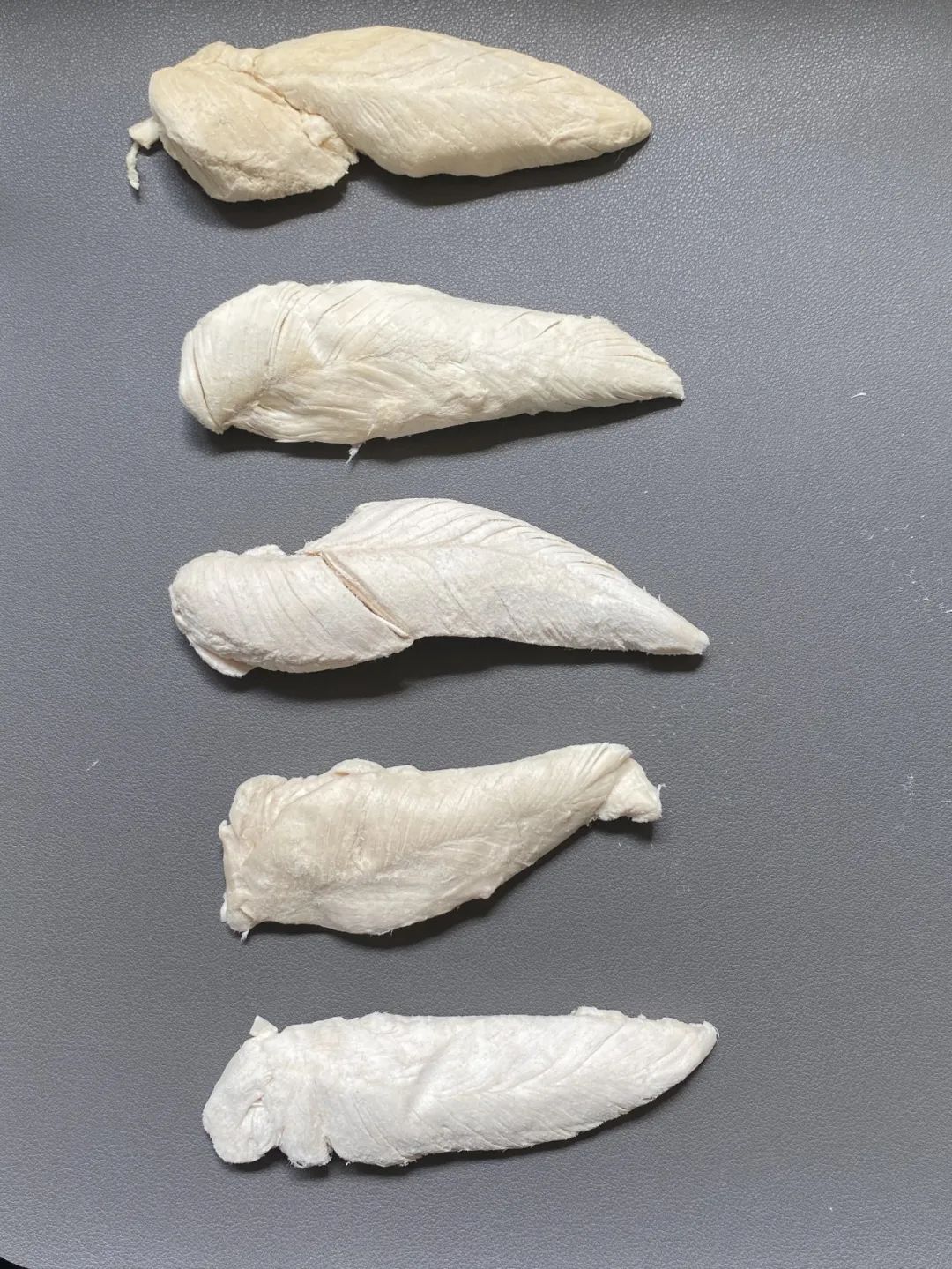 养猫忠告尽量少买华而不实的东西,养猫容易被忽悠买的东西