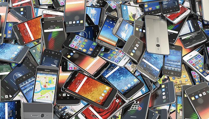 不到2000元买四部手机,不到2000块的旗舰机