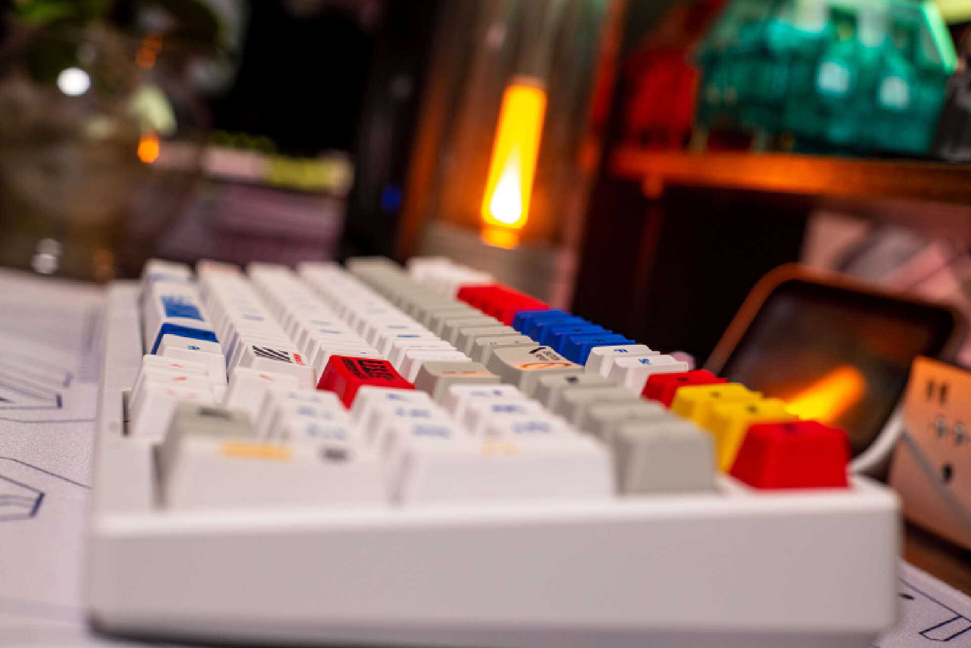 ikbc高达联名键盘值得买吗青轴,ikbc高达联名键盘87键开箱1.0版本