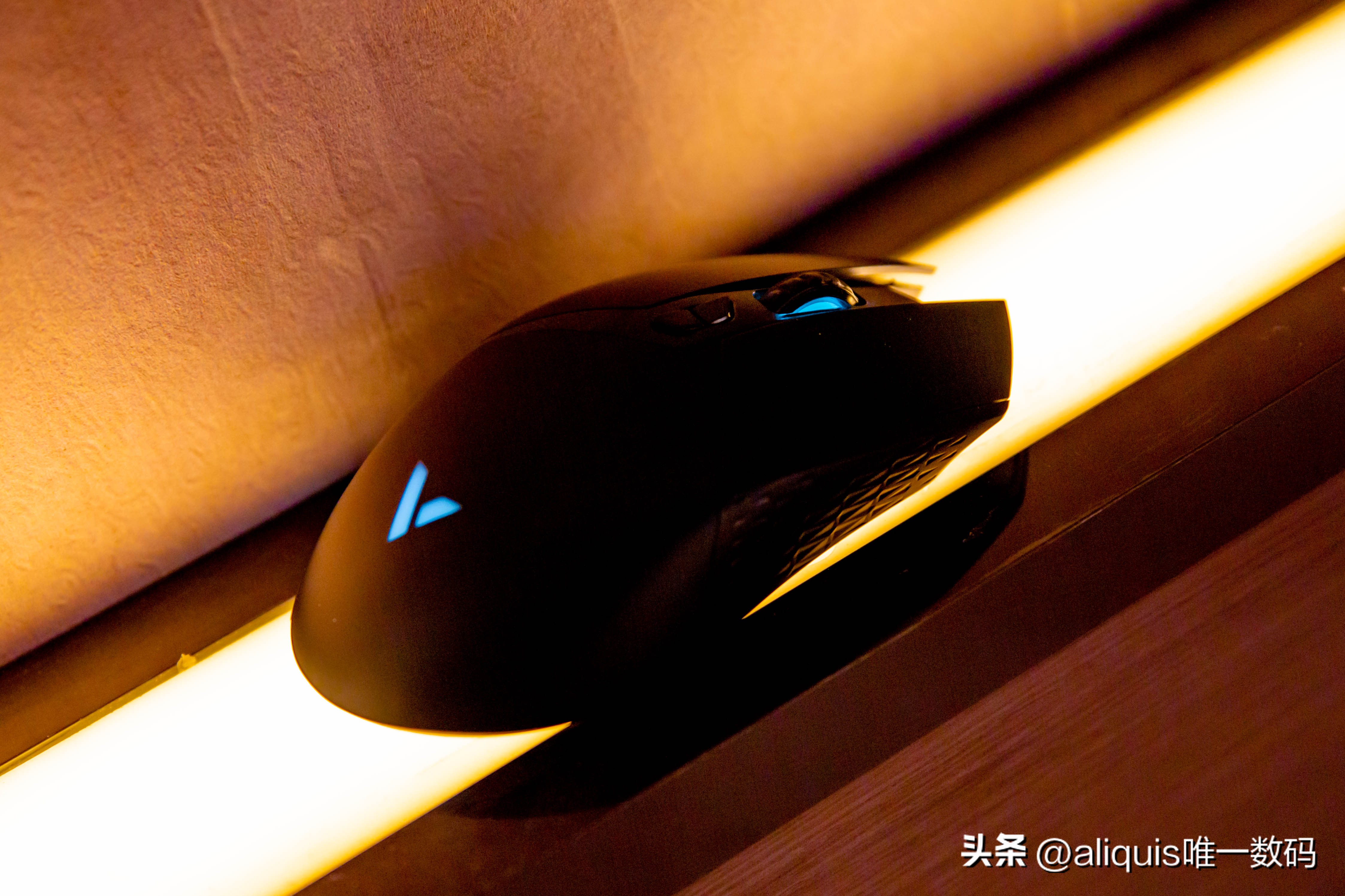 玩电脑游戏手指不灵活怎么办,玩电脑游戏手残怎么办