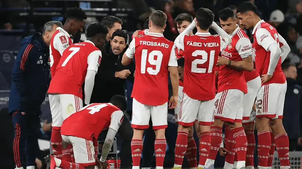 英超大结局曼城利物浦,英超大结局曼城夺冠热刺失欧战