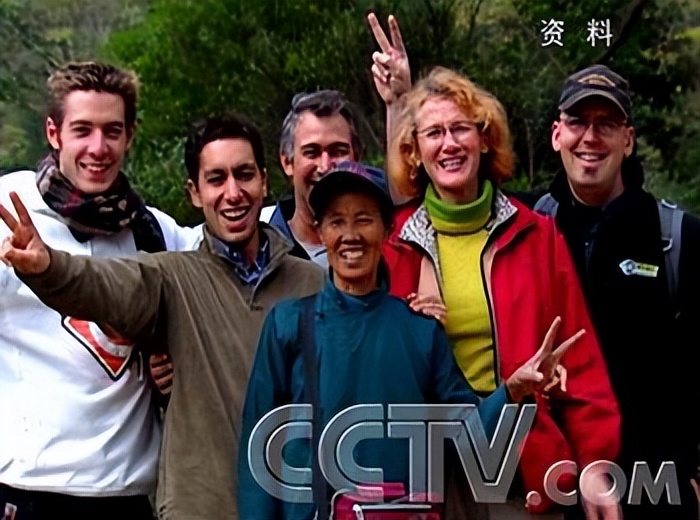 谢谢会说11门外语的阿婆，治愈了我的焦虑症