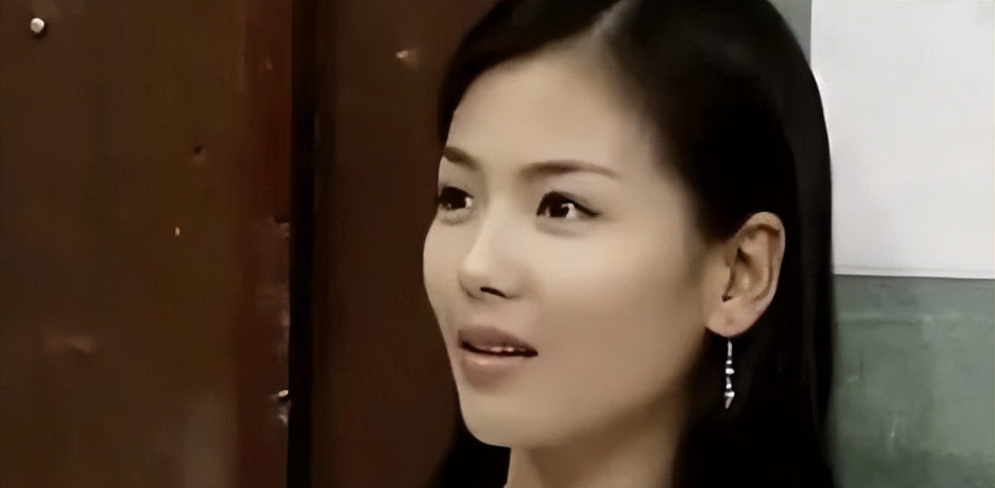 被“贤妻”*绑捆**的人生：刘涛曾经有多风光，现在就有多失意