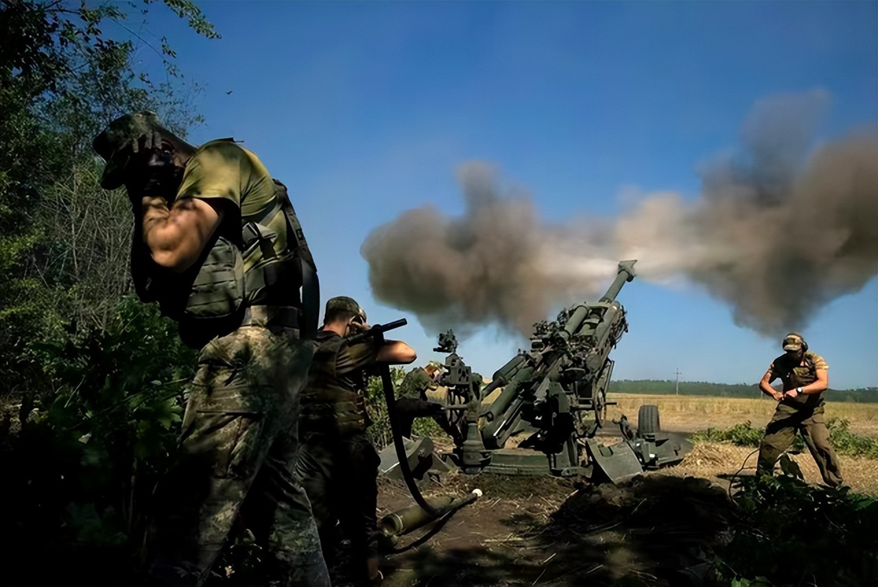 最新各国给乌援助主战坦克多少辆,泽连斯基要求俄罗斯归还豹式坦克