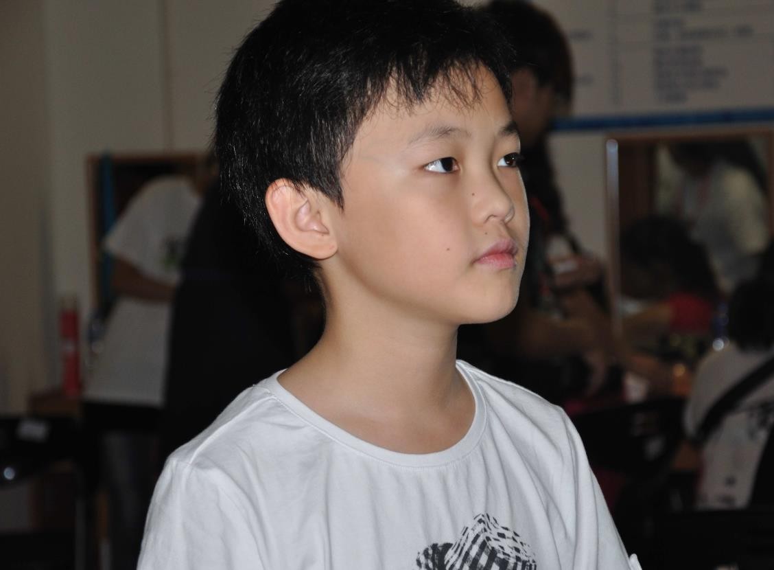 参加韩国sm海外练习生选秀,金色大厅维也纳成员