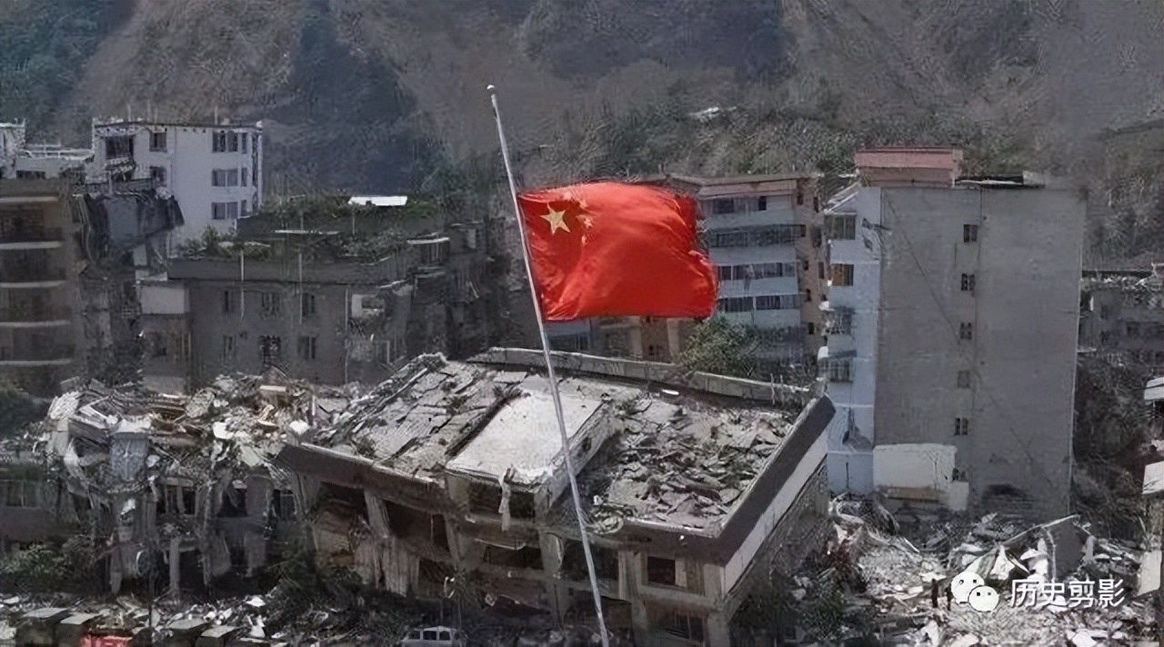 汶川地震15周年：100张照片，100个让人泪流满面的瞬间