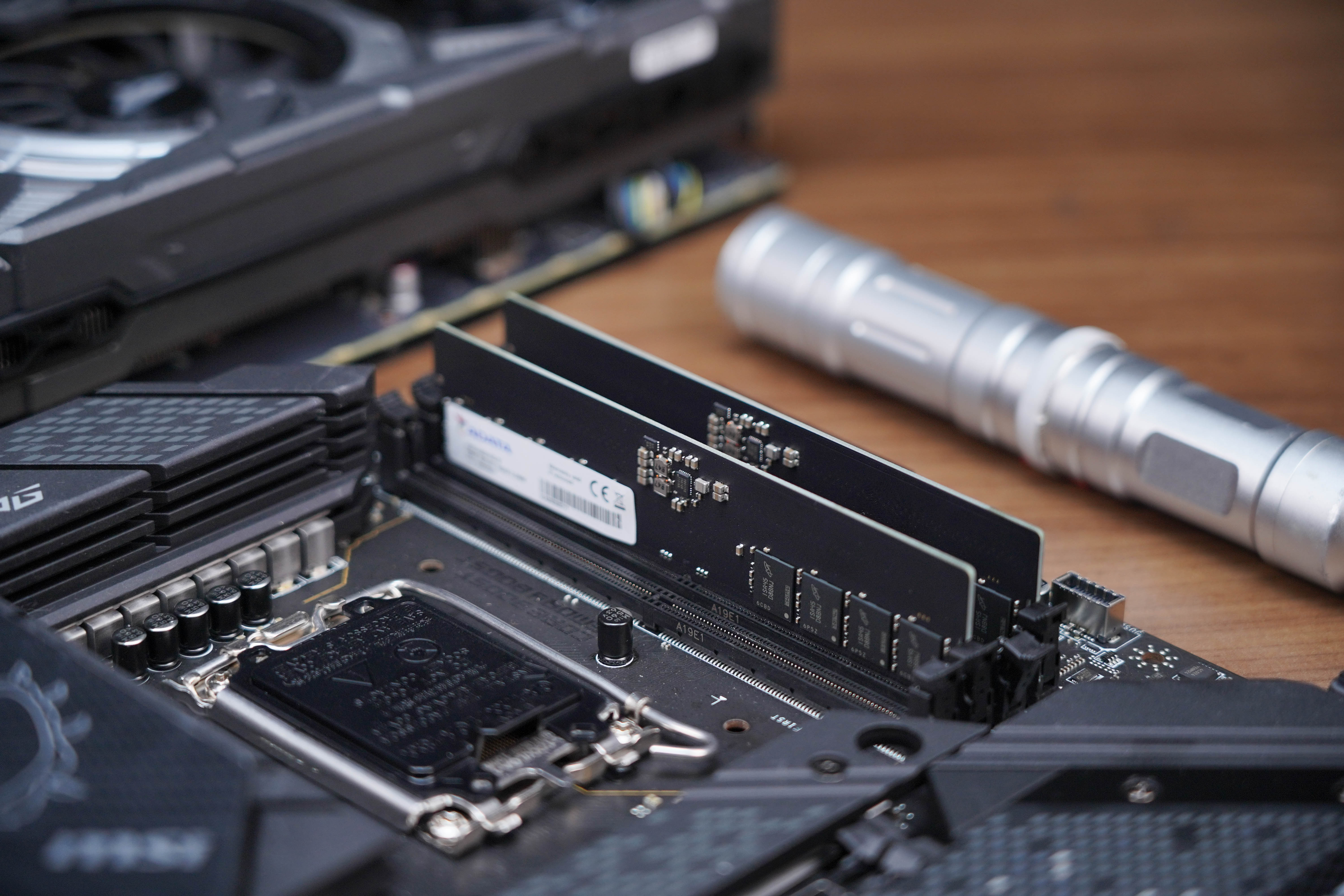 威刚吹雪ddr5内存条开箱,威刚DDR5内存图