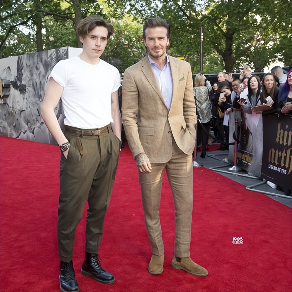 盘点足球巨星的儿子,足球球星娶明星