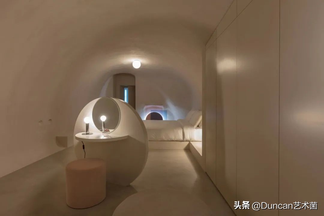 希腊KapsimalisArchitects①打造蓝白极简主义的童话世界！