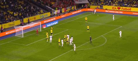 18年的比利时卢卡库过人,卢卡库帽子戏法伊布登场