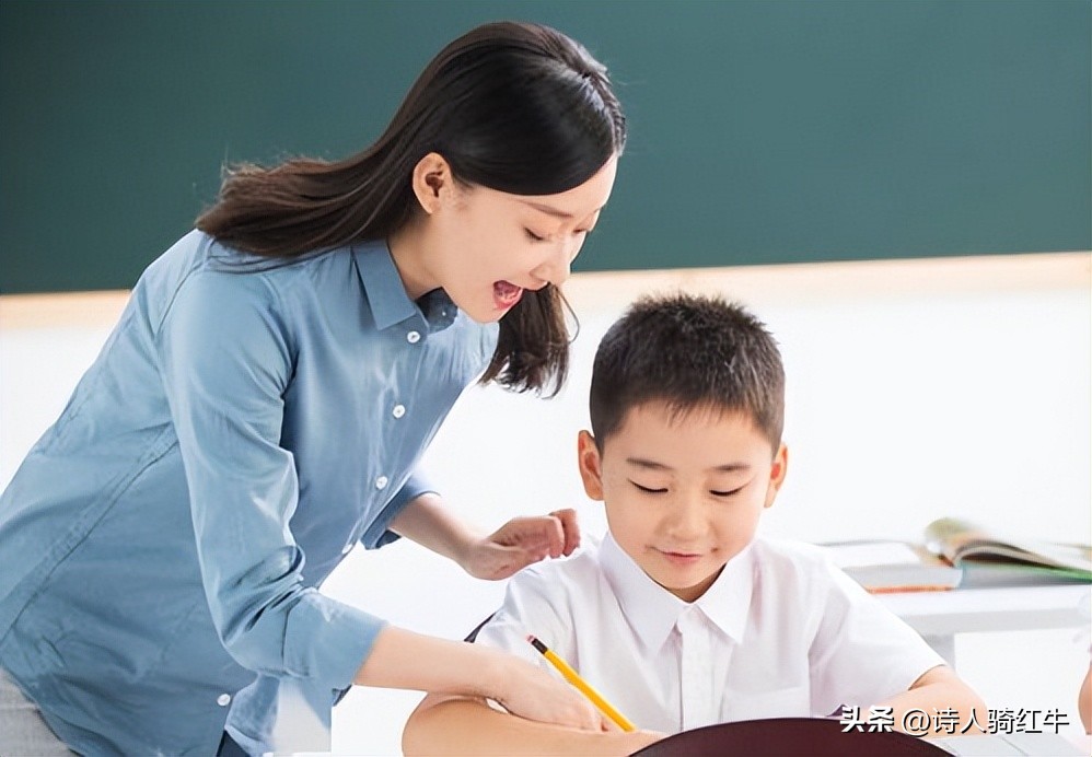 图书馆教师述职报告,述职报告教师有文采