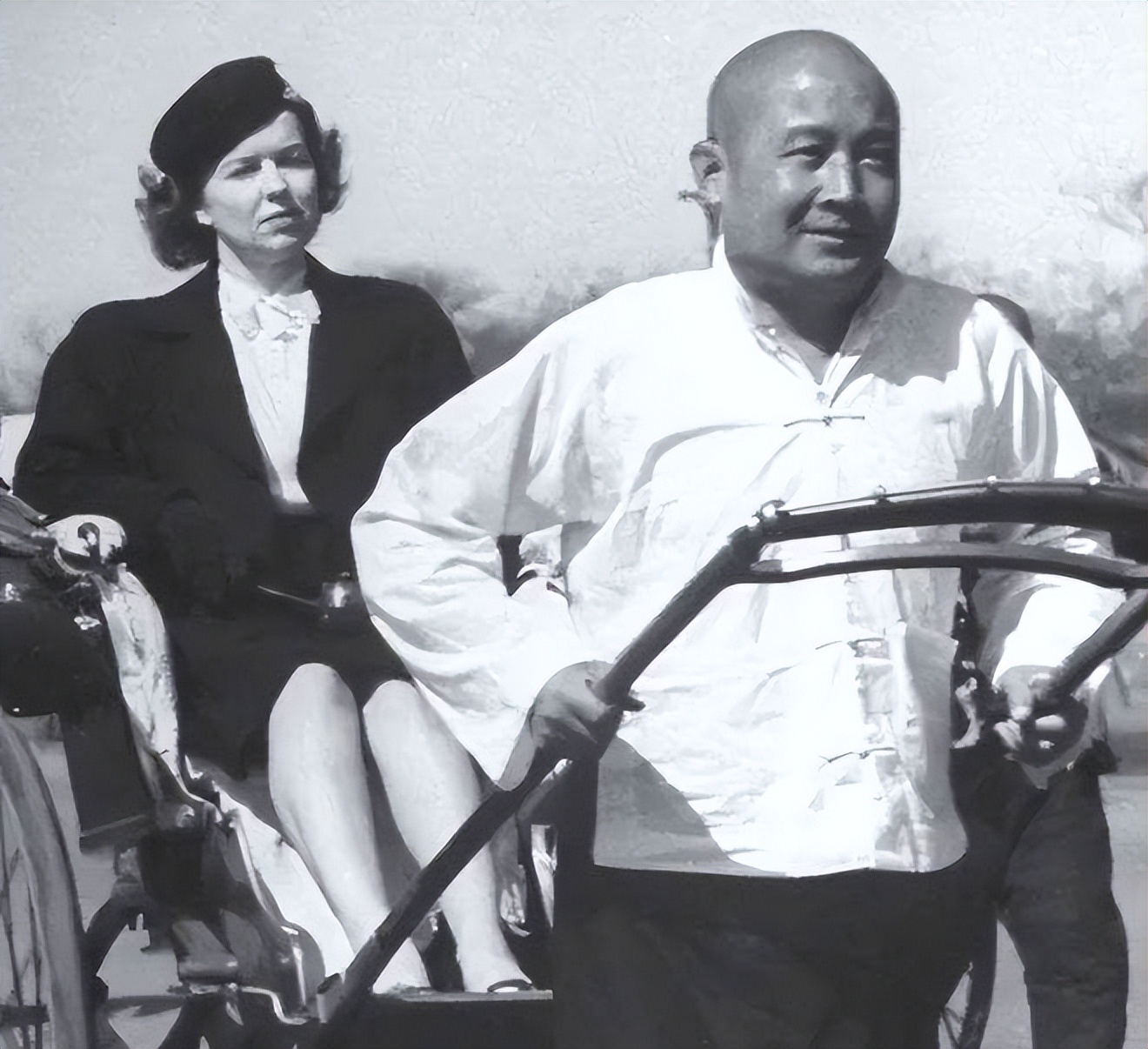 清朝12位铁帽子王是谁,辛亥革命推翻清朝的第一人是谁